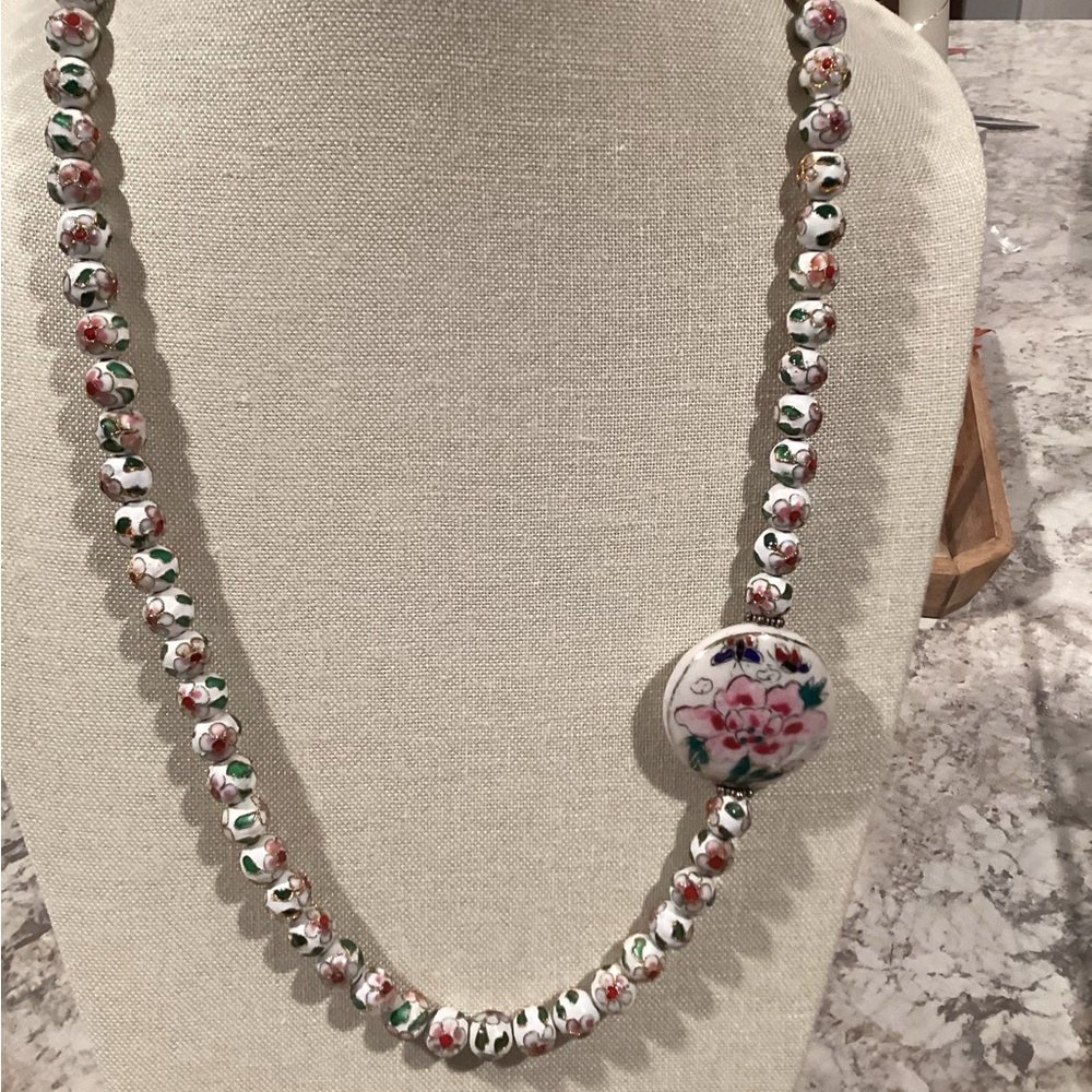 Cloisonné Necklace Fabulous 28 inch Handcrafted White and Pink Floral beads